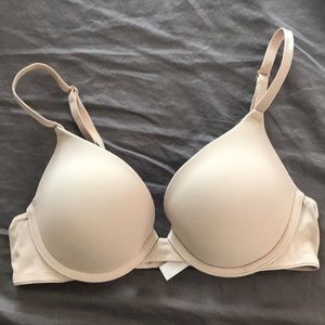 Victoria’s Secret Wear Everywhere Push-up Bra 32B